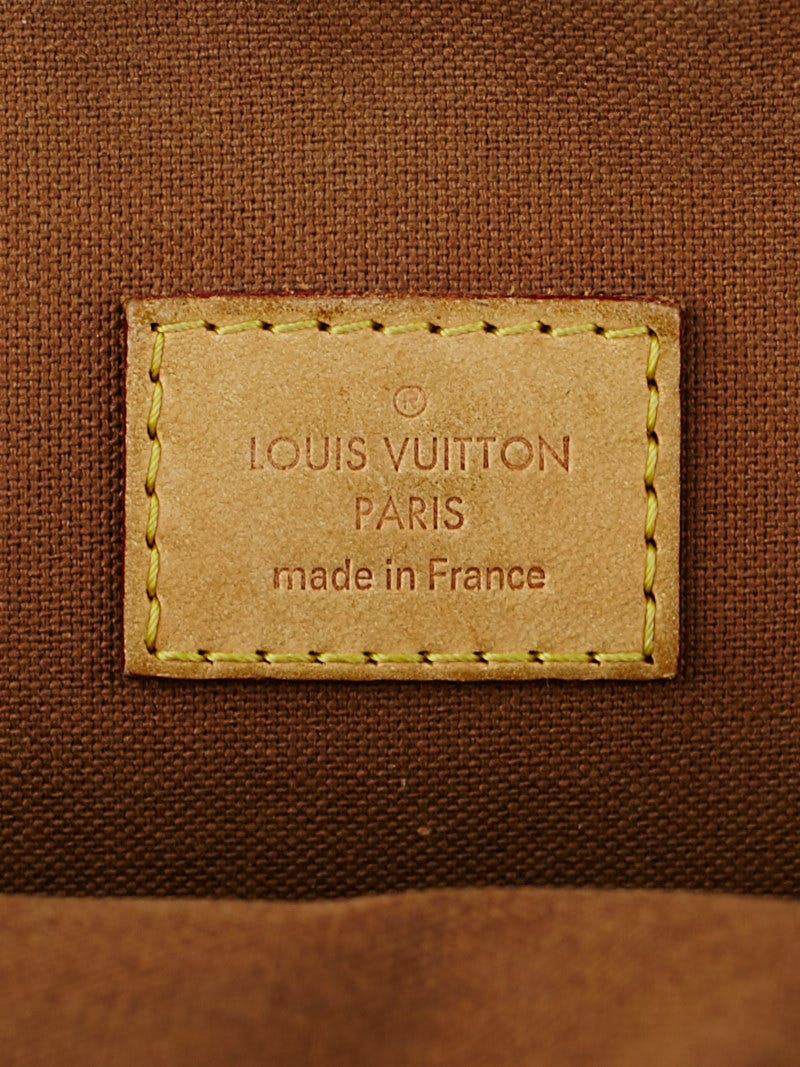 Louis Vuitton Monogram Trotteur Beaubourg This modern design Louis Vuitton  Monogram Trotteur Beaubourg is perfect for holding your…