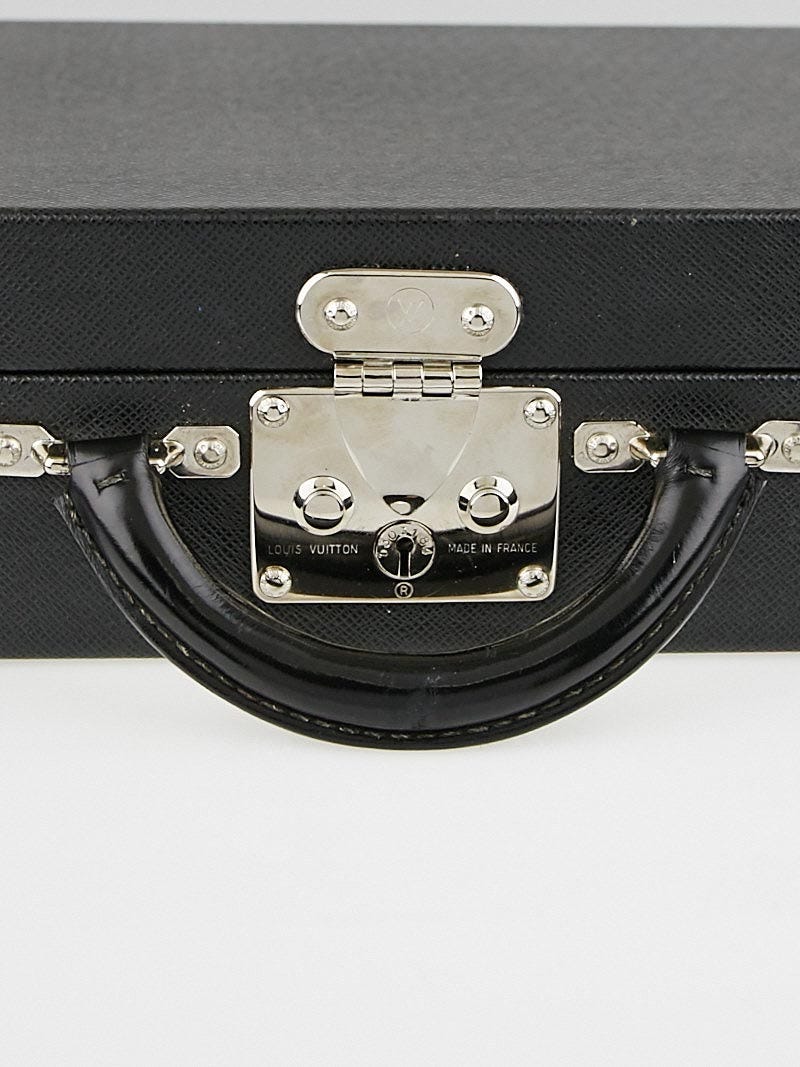 Louis Vuitton Black Taiga Leather President Classeur Briefcase Bag -  Yoogi's Closet