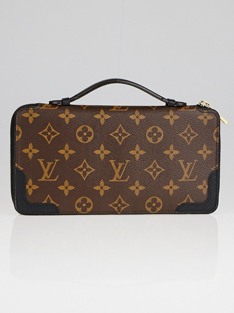 Louis Vuitton, Bags, Louis Vuitton Monogram Daily Pouch W Dust Bagbox  Like New
