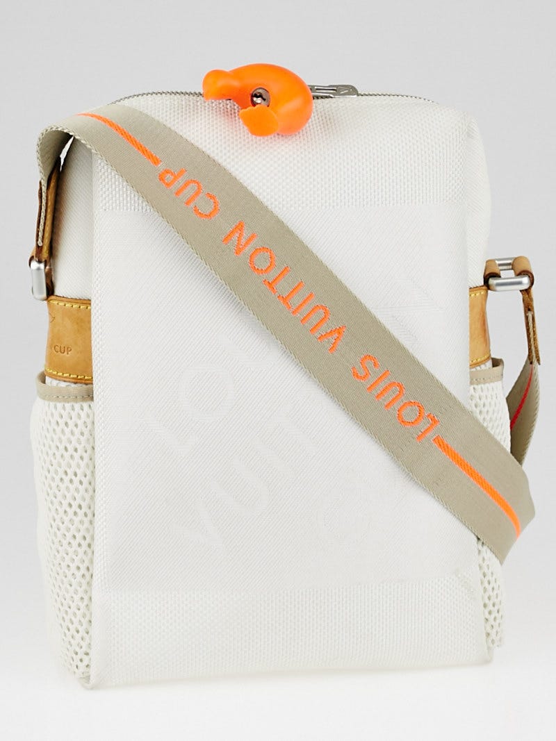 Louis Vuitton Limited Edition LV Cup White Damier Geant Weatherly