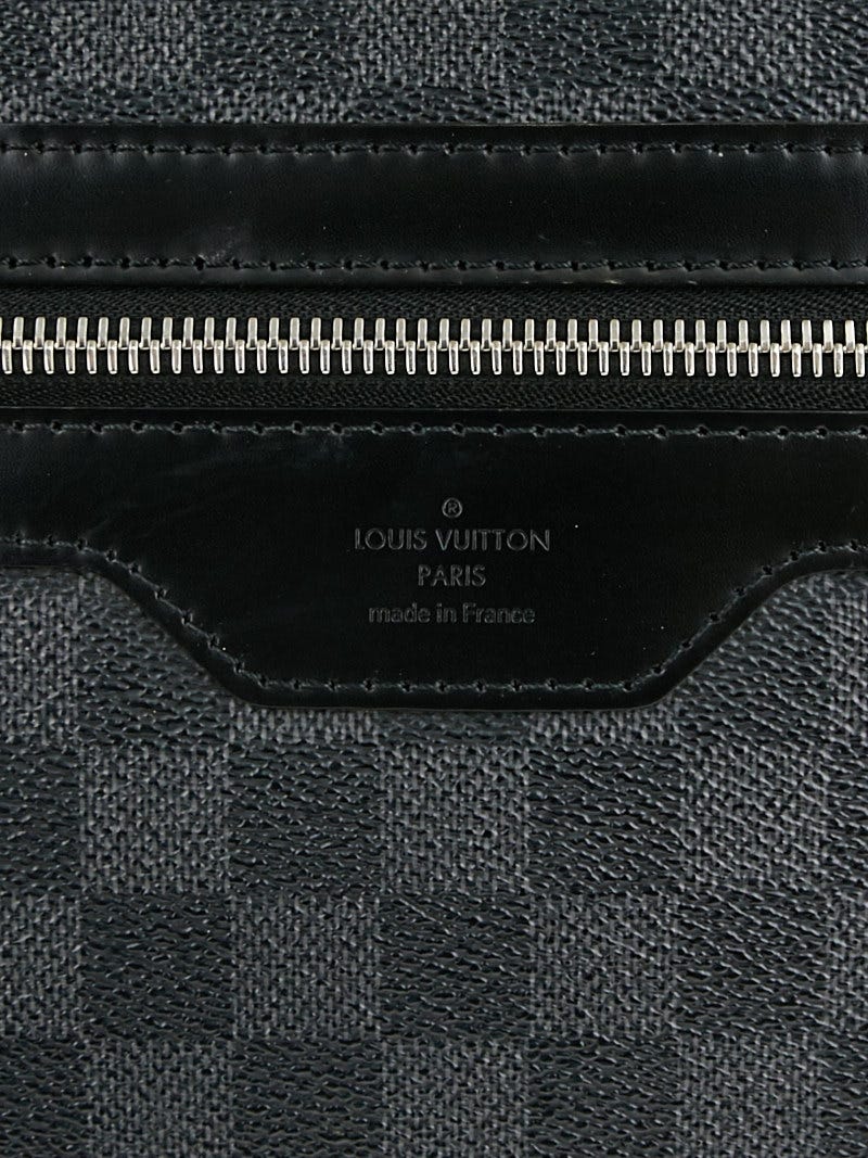 Louis Vuitton Damier Graphite Daniel Messenger Bag Black Cloth ref.611963 -  Joli Closet