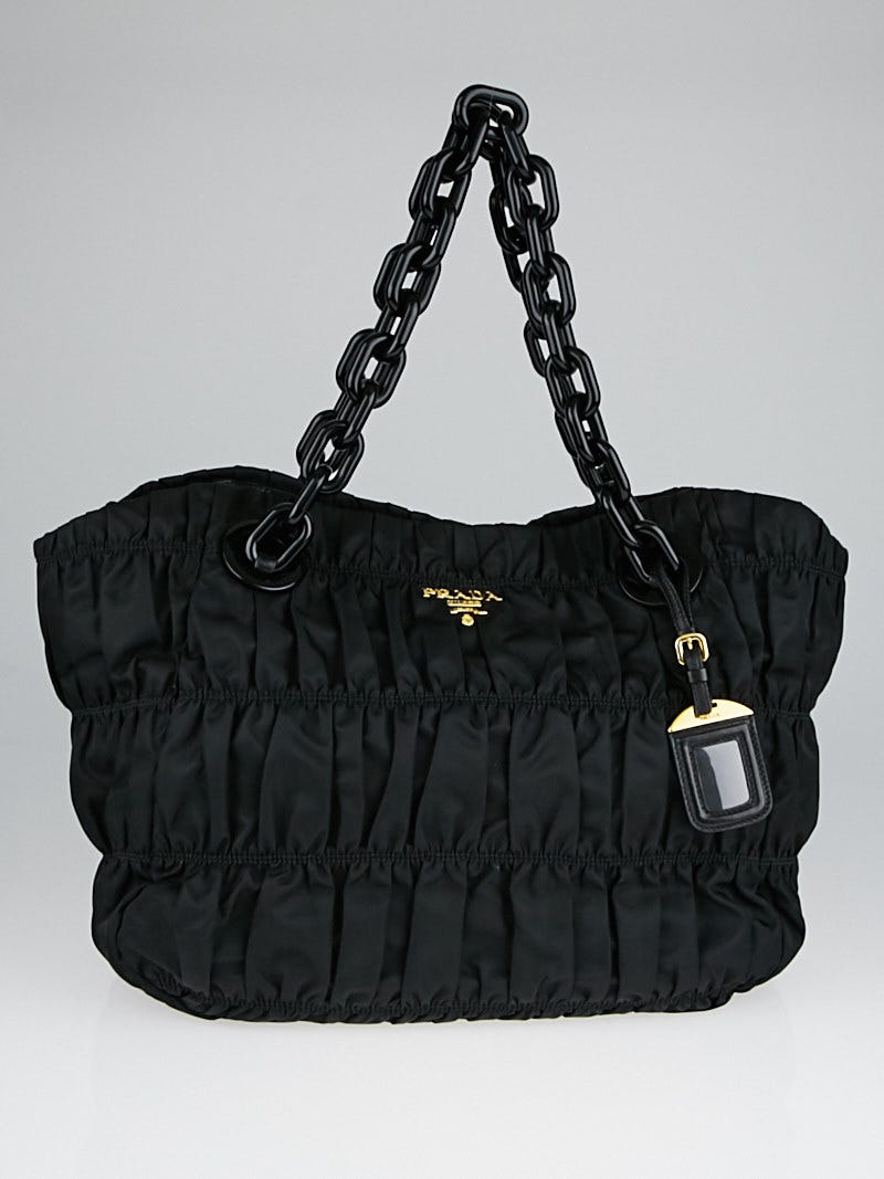Prada Black Tessuto Nylon Gaufre Shopping Tote BR4037 Prada Black Tessuto Nylon Gaufre Shopping Tote BR4037