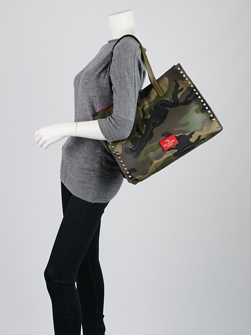 Valentino camo tote bag online