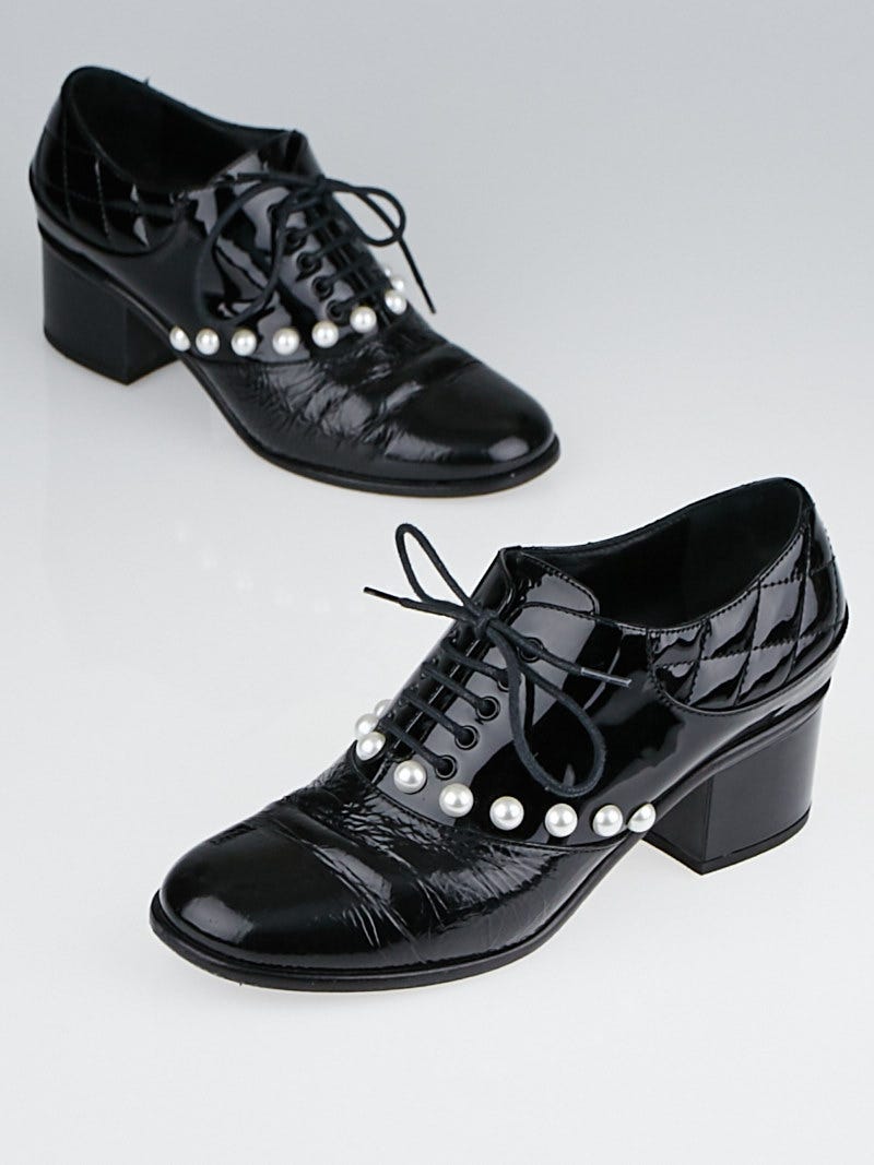 Chanel Black Patent Leather Faux-Pearl Oxfords Size 6.5/37 - Yoogi's Closet
