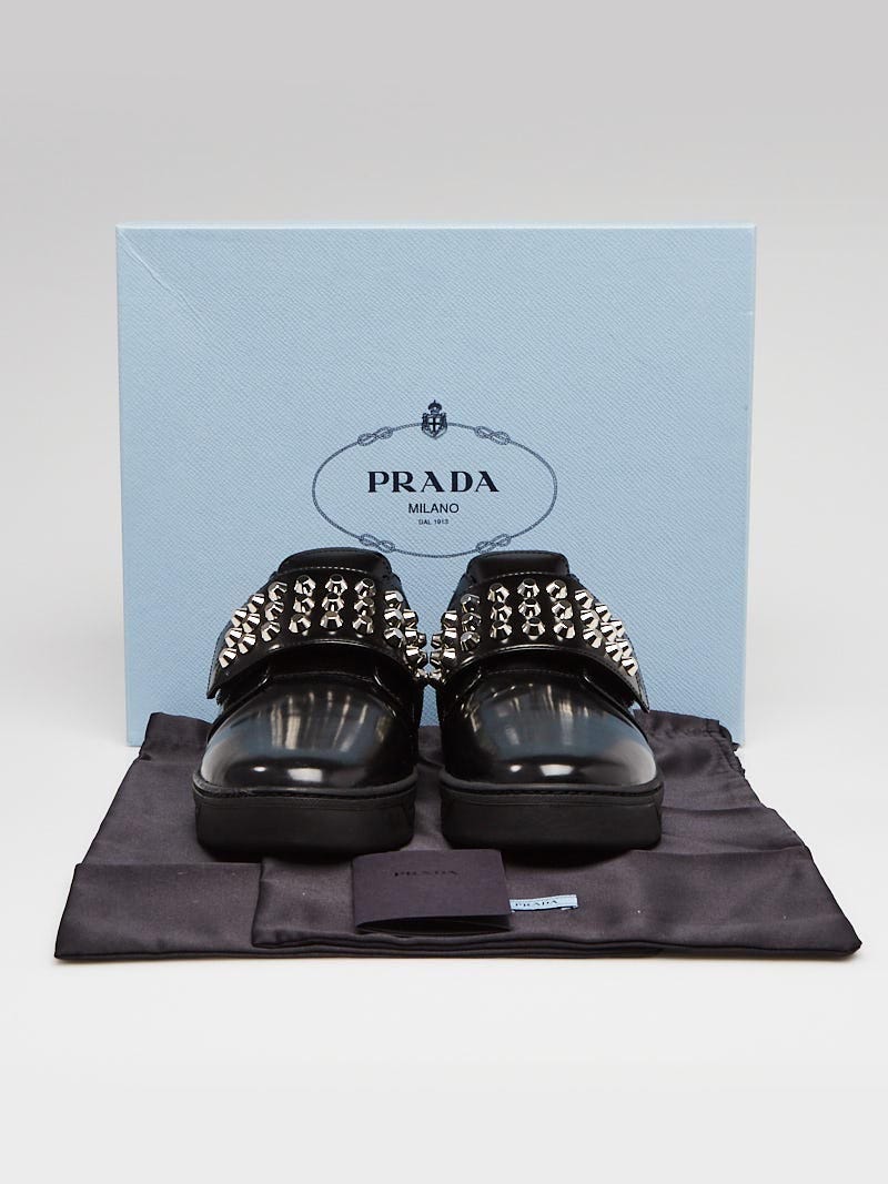 大人気定番商品 Shiny Black Prada Leather 8.5/39 Size Sneaker Studded その他