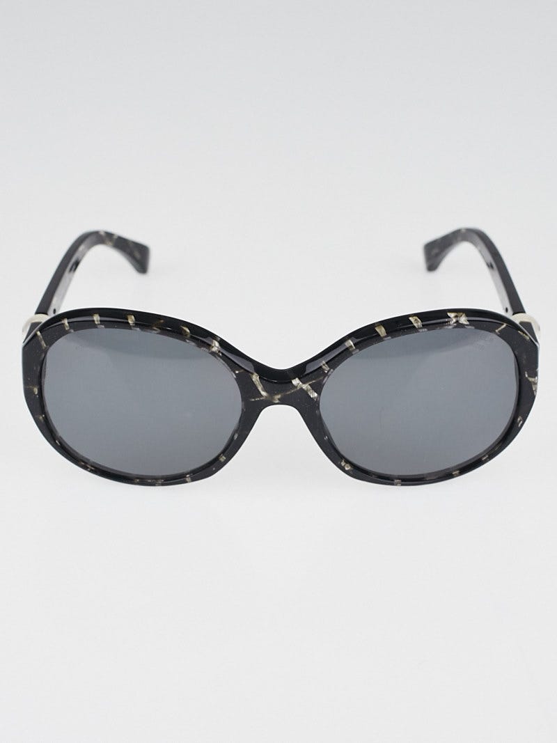 Chanel Black Glitter Acetate Frame Pearl CC Sunglasses-5211  display picture 1