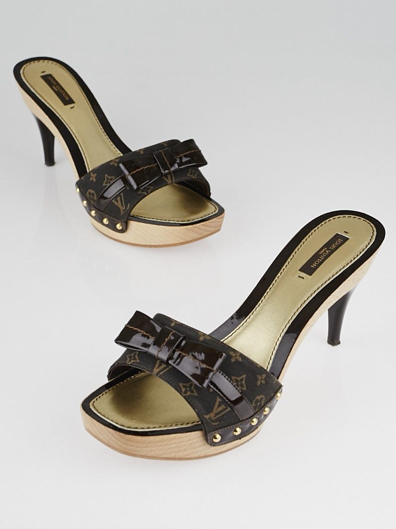 LOUIS VUITTON SHOES MONOGRAM CANVAS AND GOLD LEATHER SANDALS 39