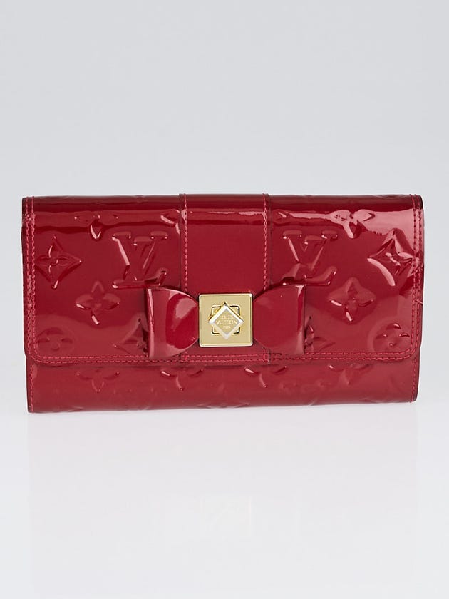 Louis Vuitton Pomme D'Amour Monogram Vernis Sarah Noeud Wallet