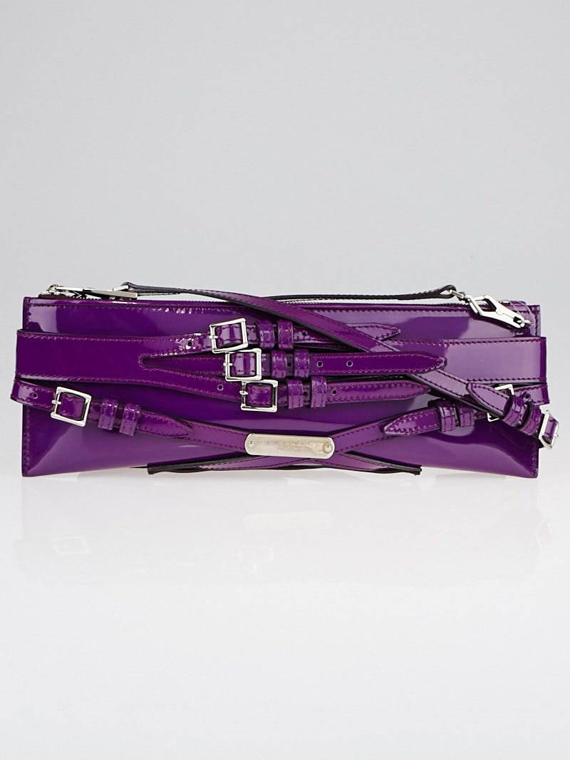 VIP【送料無料・関税込み】Burberry Purple Rose Clutch Bag Burberry Rose Clutch | italist