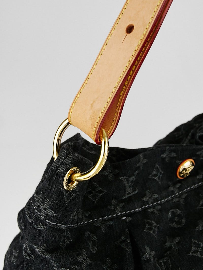 ルイヴィトン　デイリーPM Louis Vuitton Black Denim Monogram Denim Daily PM Bag | Yoogi's Closet