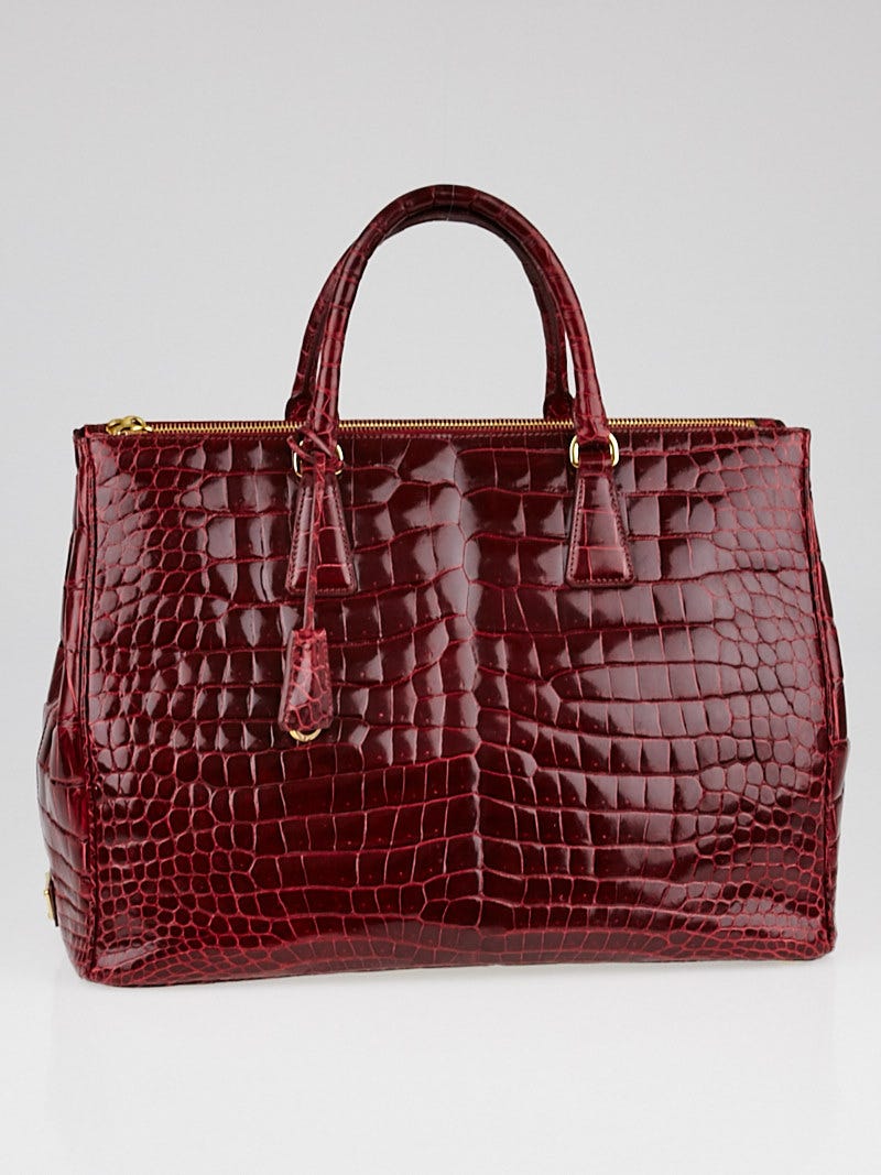 Prada Red Crocodile Classic Double Zip Large Tote Bag BN1786 - Yoogi's  Closet