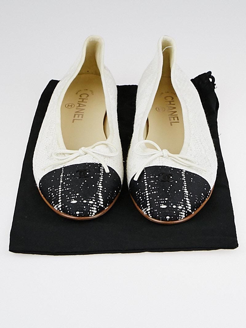 Chanel White and Black Tweed Capped Toe Pumps - Ann's Fabulous