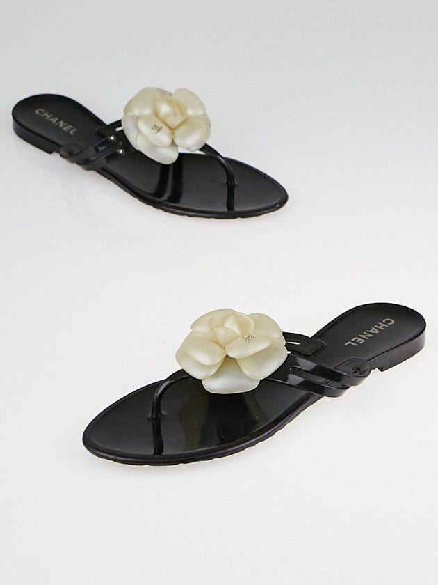 Chanel Black Rubber Camellia Flower Thong Sandals Size 9.5/40