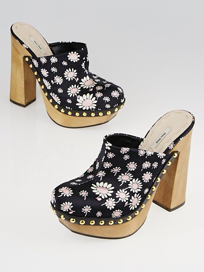 Miu miu clogs store