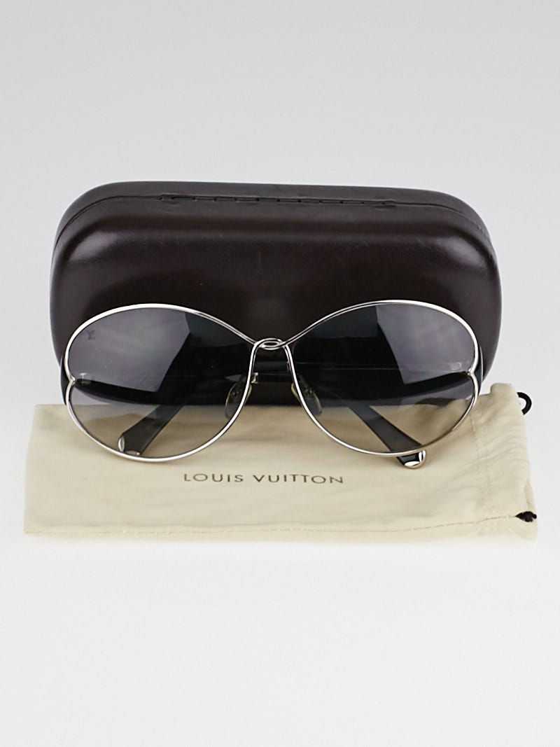 Louis Vuitton Silvertone Metal Frame Daisy Sunglasses-Z0261U  display picture 1
