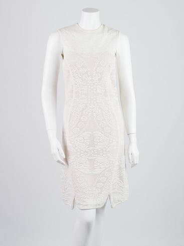 Christian Dior White Silk Blend Lace Sleeveless Dress Size 8/40 | Yoogi's Closet Christian Dior White Silk Blend Lace Sleeveless Dress Size 8/40 | Yoogi's Closet