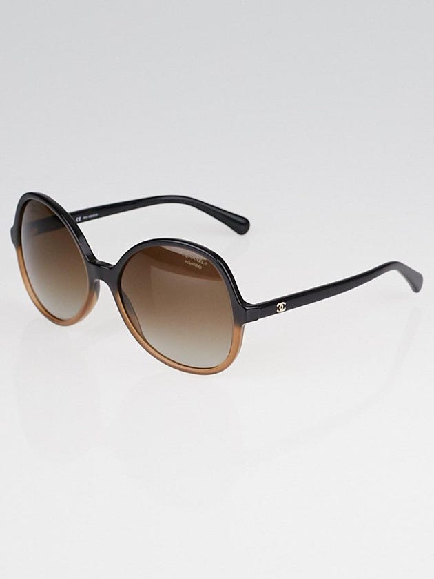 Chanel Black and Brown Frame Oval Signature - 5123