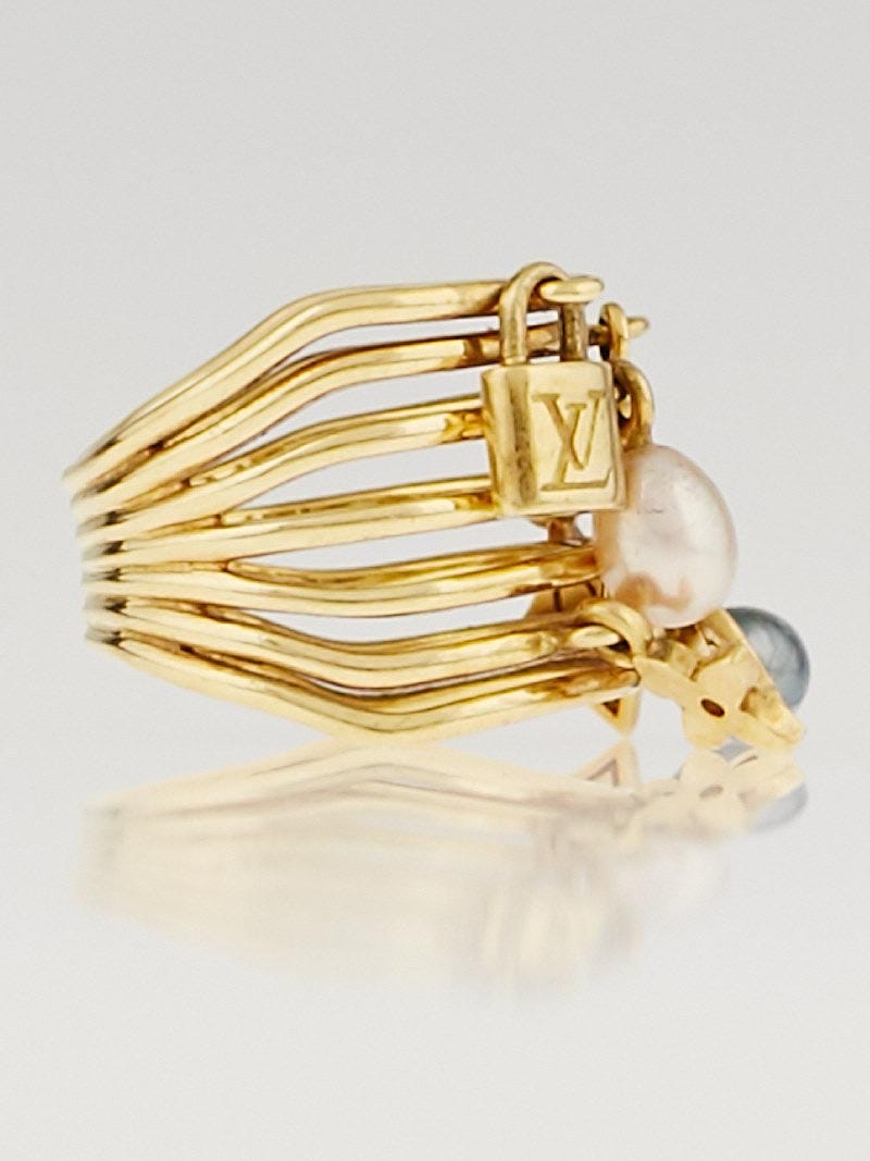 Louis Vuitton 18k Yellow Gold and Pearl Monogram Charm Ring Size 51/5.75 -  Yoogi's Closet
