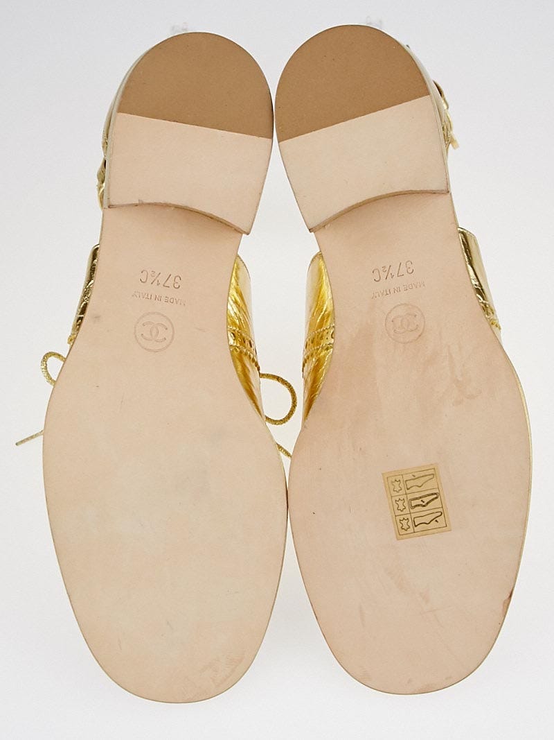 Chanel Gold Leather Ankle Strap Brogue Oxfords Size 7/37.5 Chanel Gold Leather Ankle Strap Brogue Oxfords Size 7/37.5