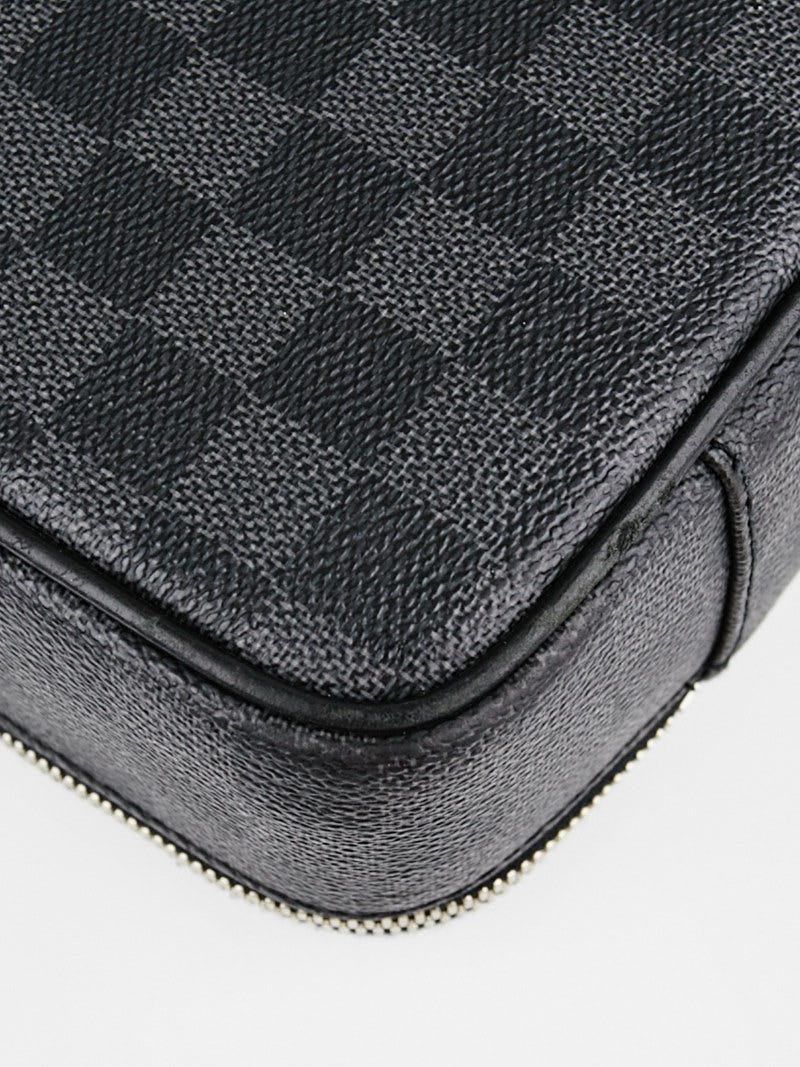 Louis Vuitton Damier Graphite Canvas Sleeve PM Laptop Bag Louis Vuitton |  The Luxury Closet