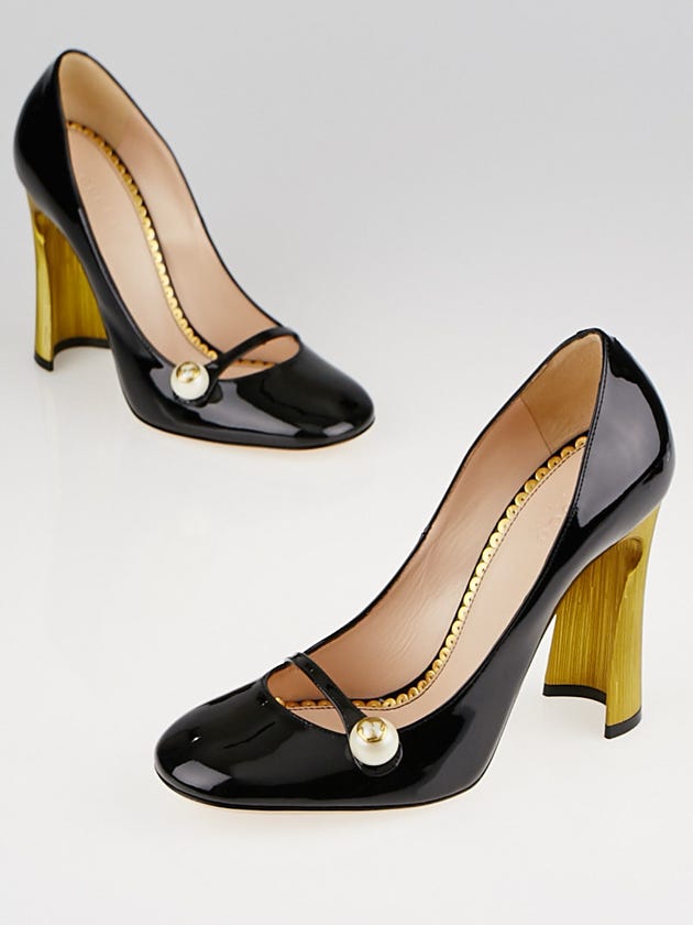 Gucci Black Patent Leather Arielle Half-Moon Heel Mary-Jane Pumps Size 7/37.5