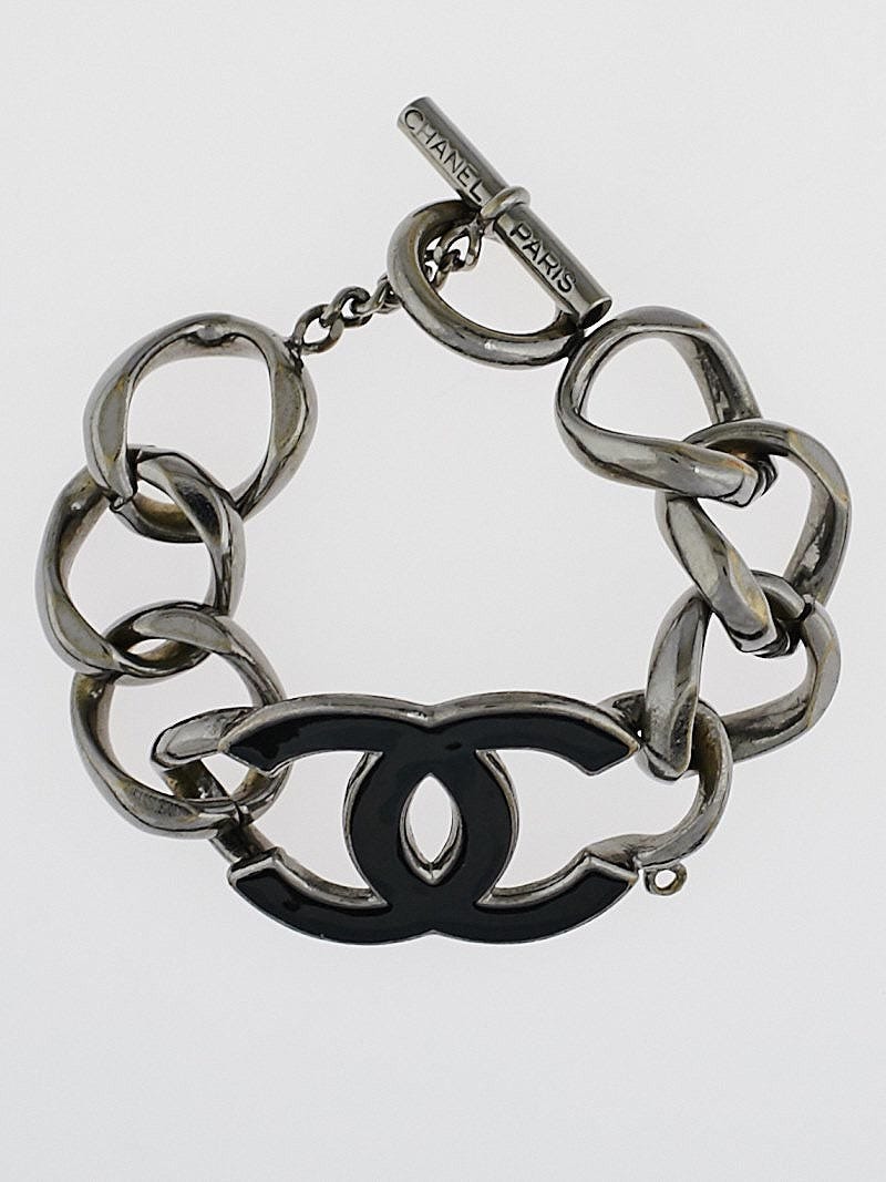 Chanel Silvertone Metal and Black Enamel CC Chain Bracelet