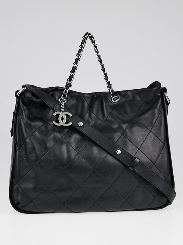 Chanel Black Quilted Lambskin Leather Country Chic Hobo Bag