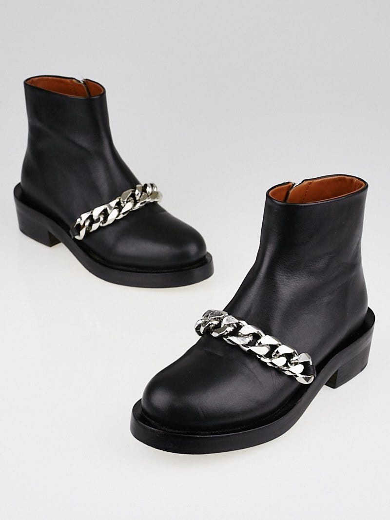 Givenchy sales boots chain