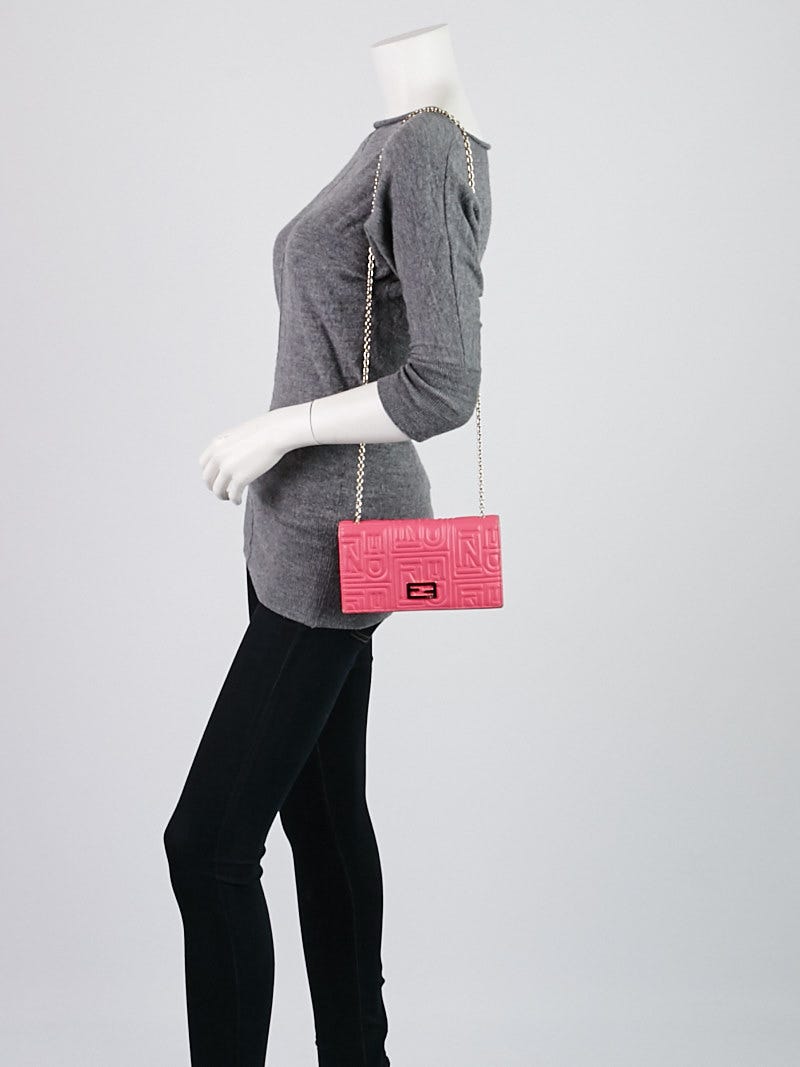 Fendi Pink Embossed Leather Chain Clutch Bag 8M0219
