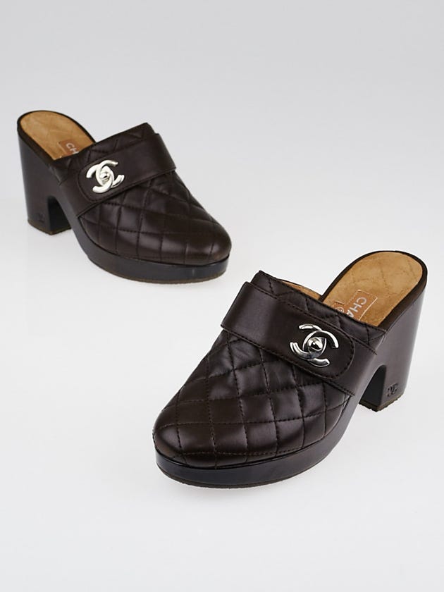 Chanel Brown Quilted Leather CC Turnlock Clogs Size 8/38.5