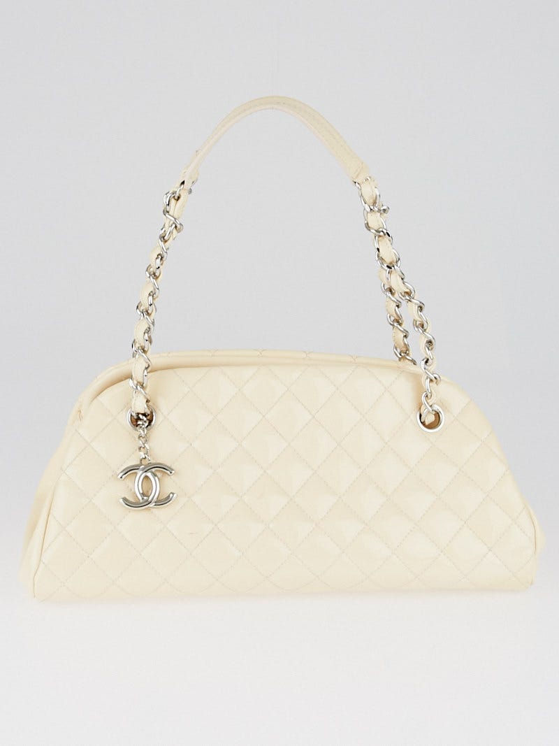 Mademoiselle patent leather clutch bag Chanel Beige in Patent