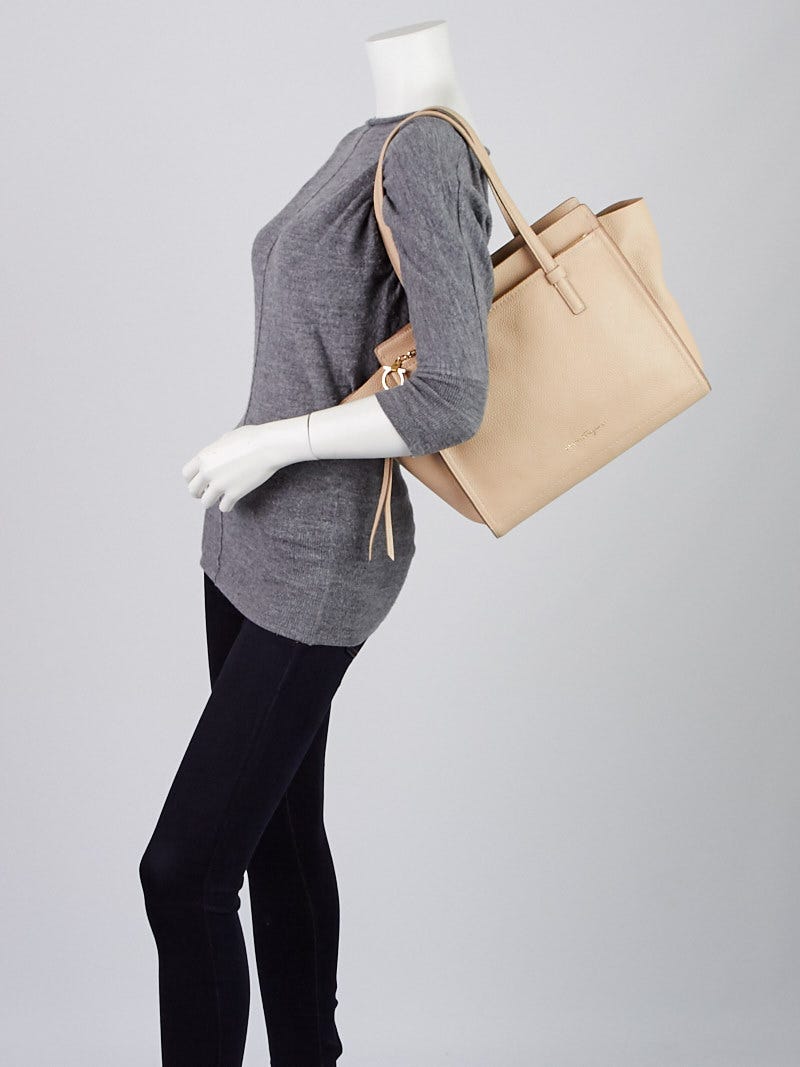 Salvatore Ferragamo New Bisque Pebbled Leather Amy Medium Tote Bag Yoogi s Closet