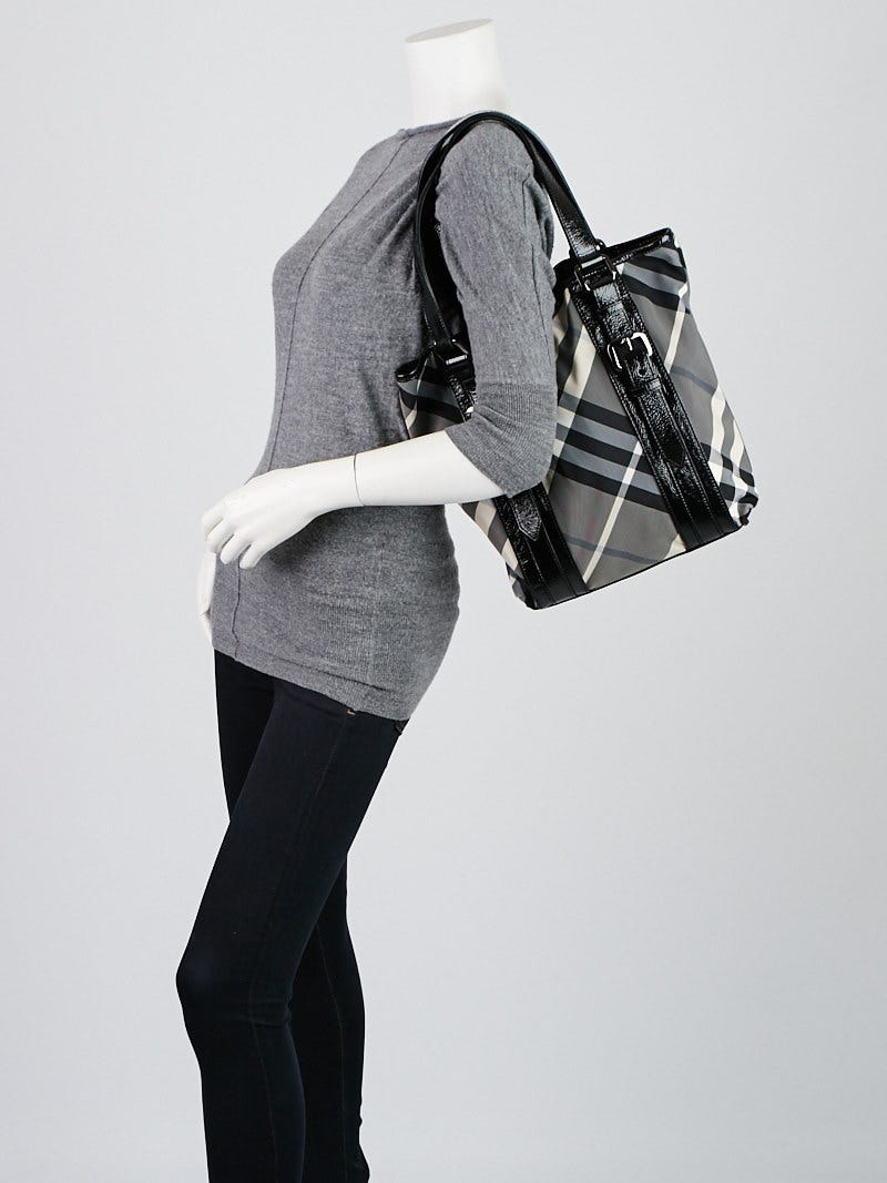 Burberry Black Beat Check Nylon Victoria Tote Bag | Yoogi's Closet