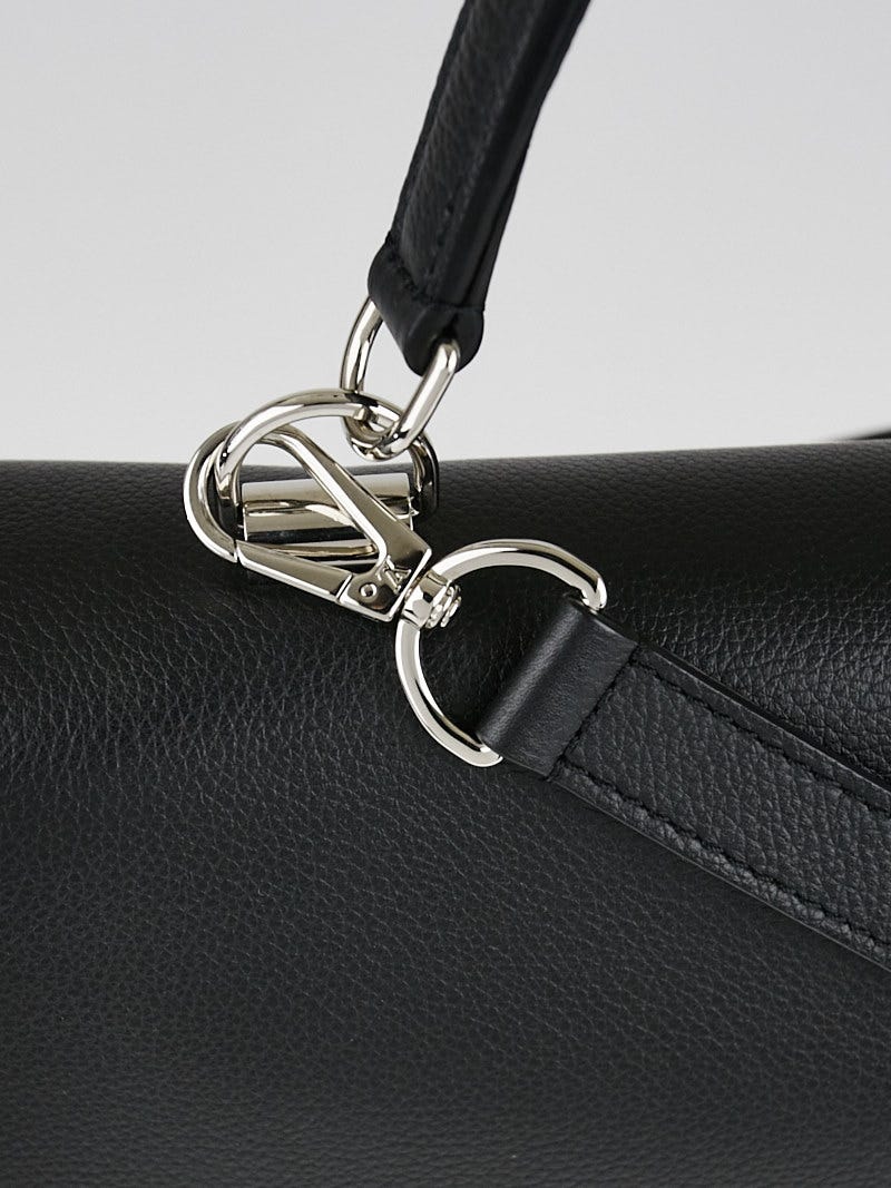 Twist Louis Vuitton White LockMe II Satchel Black Leather Pony-style  calfskin ref.676101 - Joli Closet