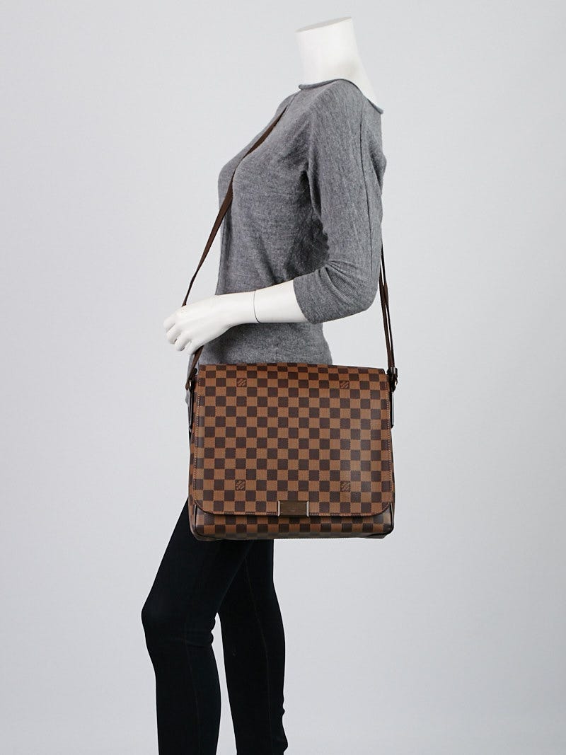 Louis Vuitton Damier Canvas Brooklyn GM Messenger Bag - Yoogi's Closet