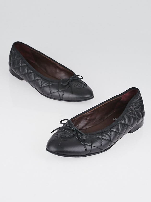 Chanel Black Quilted Leather CC Ballet Flats Size 8/38.5