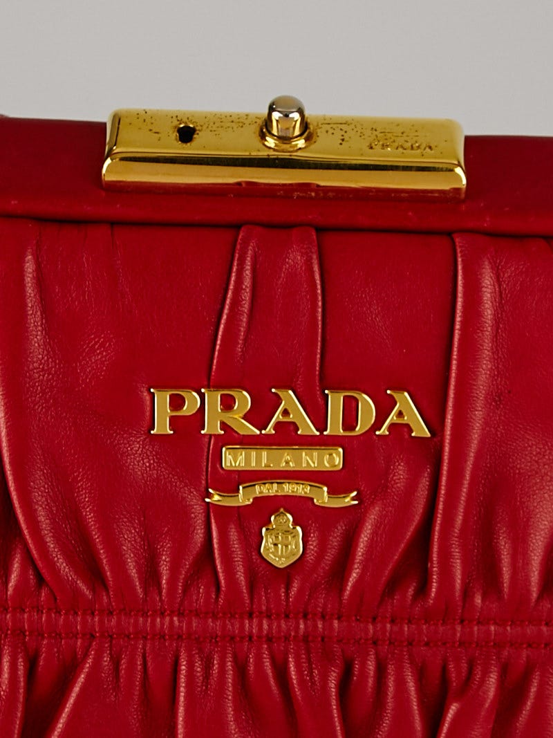 Prada Black Gaufre Nappa Leather Dressy Frame Top Bag BN1637