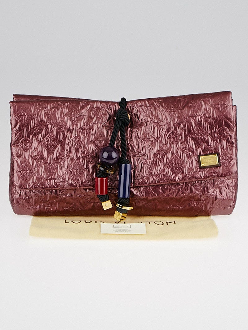 Limelight leather clutch bag Louis Vuitton Purple in Leather
