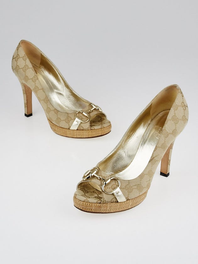 Gucci Beige/Gold GG Canvas Horsebit Peep-Toe Pumps Size 9/39.5
