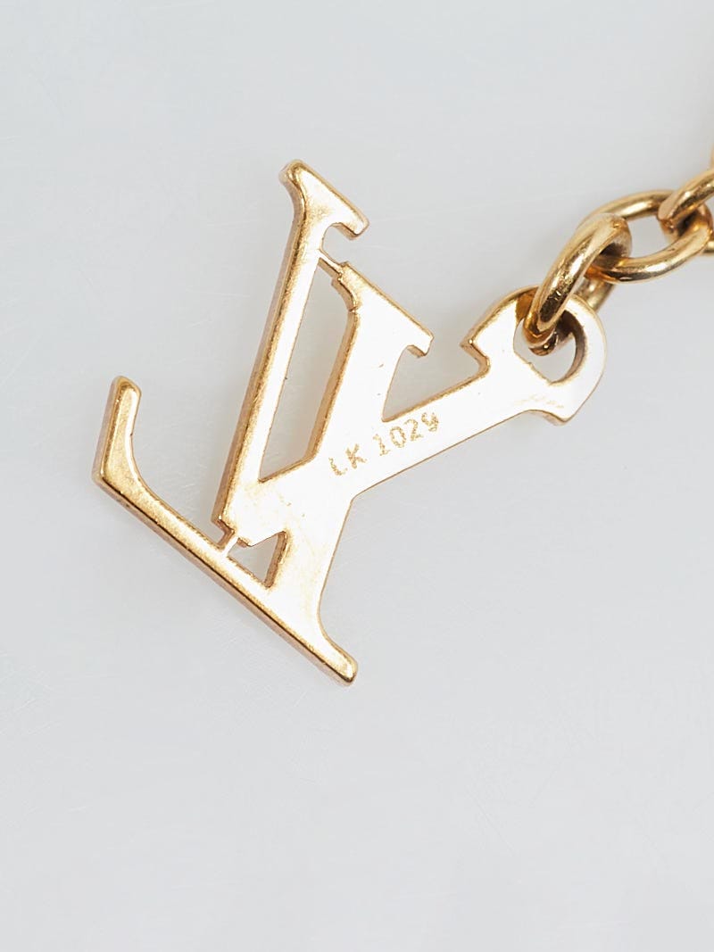 Louis Vuitton Pomme D'Amour Monogram Inclusion Heart Pendant Necklace Louis  Vuitton | The Luxury Closet