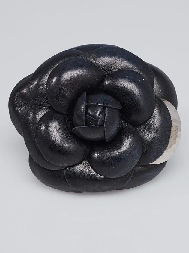 Chanel Black/Silver Leather/Metal Camellia Flower Brooch