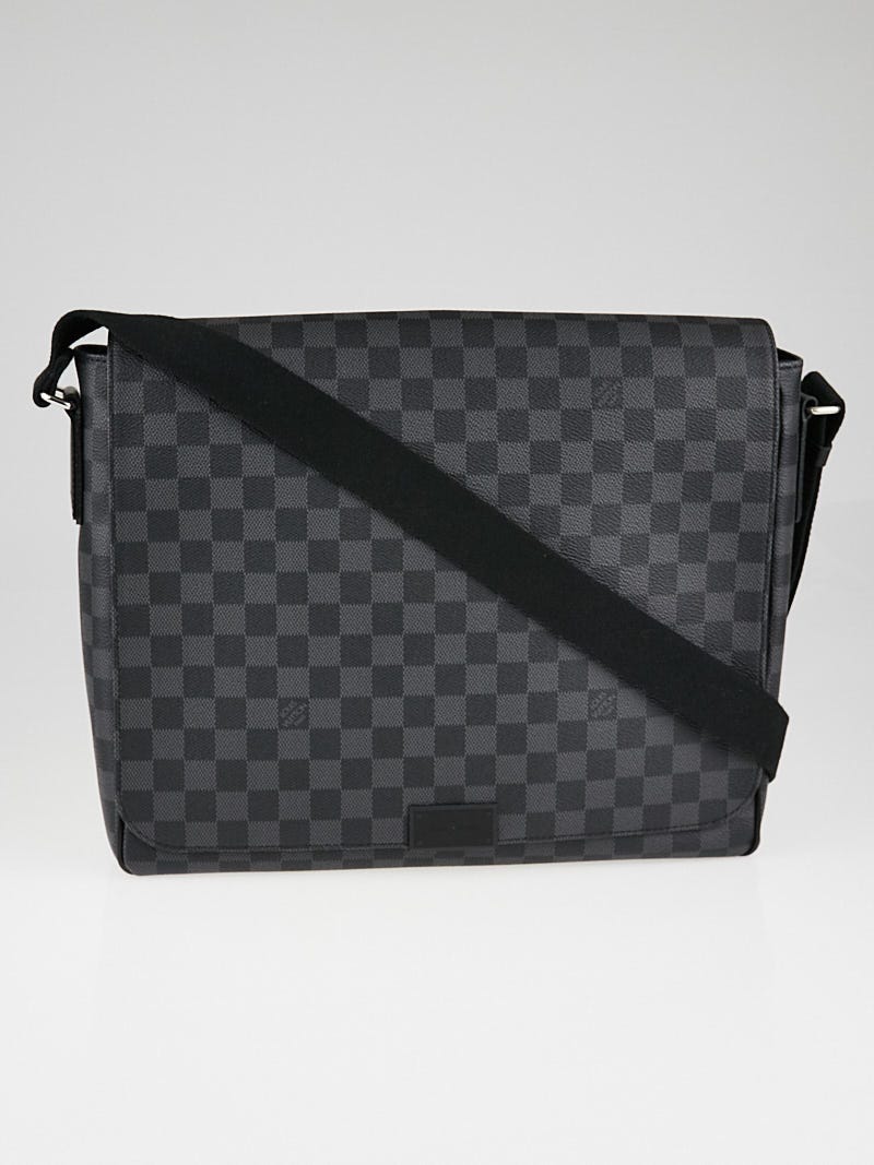 Louis Vuitton Damier Graphite District GM Messenger Bag - The Purse Ladies