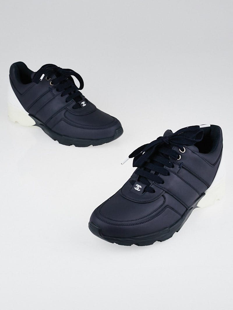 Chanel Navy Blue/White Leather Sneakers Size 7.5/38 - Yoogi's Closet