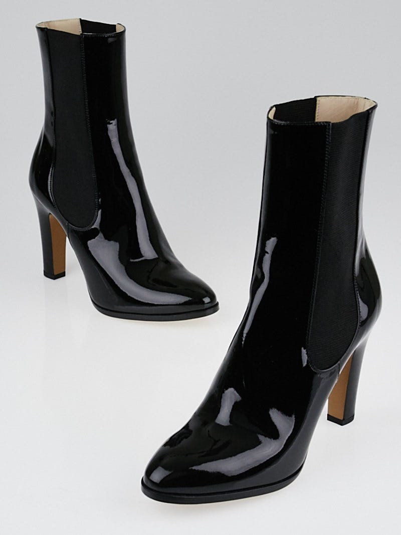 Chanel Black Patent Leather Chelsea Boots Size 8/38.5 - Yoogi's Closet