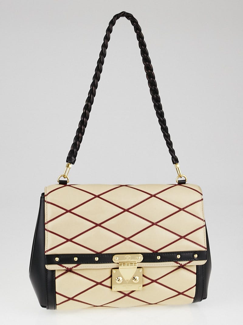 Louis Vuitton Naturel Lambskin Leather Malletage Pochette Flap Bag -  Yoogi's Closet