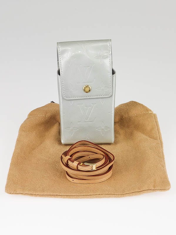 LOUIS VUITTON ヴェルニ ケース アイボリー Louis Vuitton Silver Monogram Vernis Greene Cell Phone Case Holder
