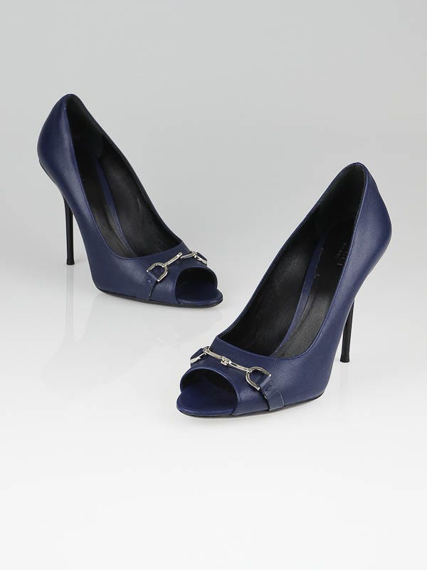 Gucci blue sale pumps