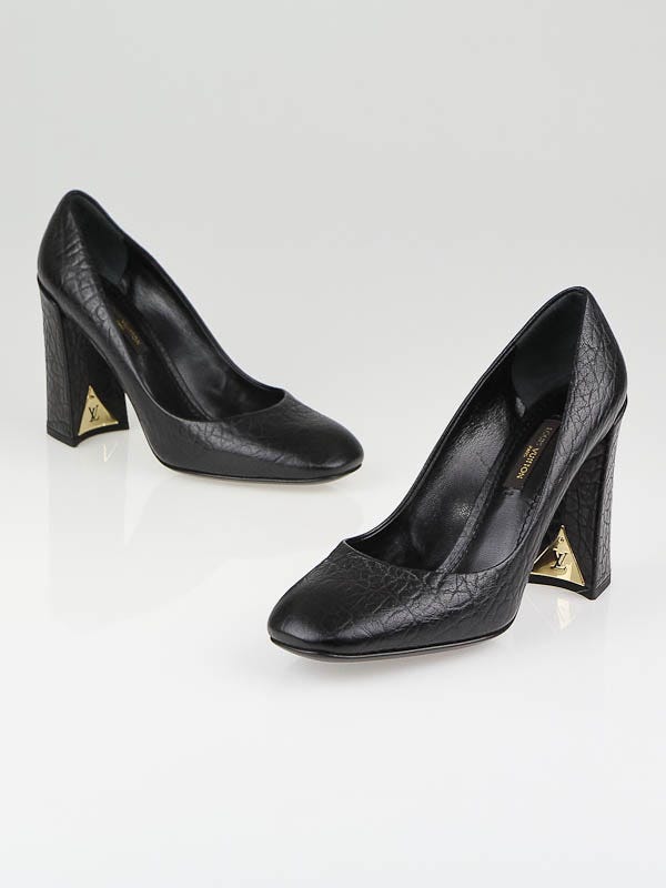 Louis Vuitton Black Leather Remember Pumps Size Size 7.5/38