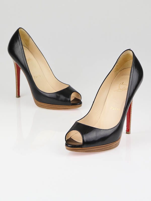 Christian louboutin discount yolanda