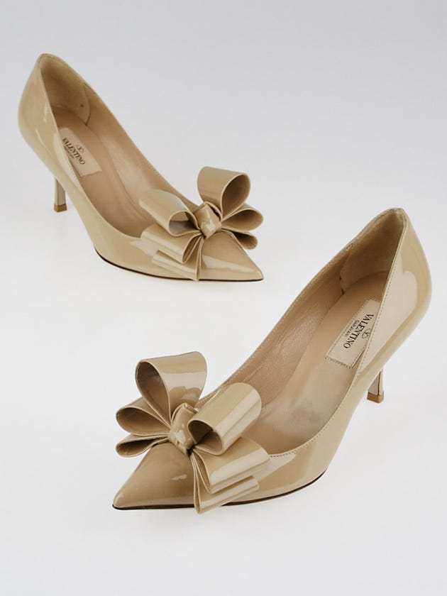 Valentino Light Beige Patent Leather Versaille Bow Pointed Toe Pumps Size 5.5/36